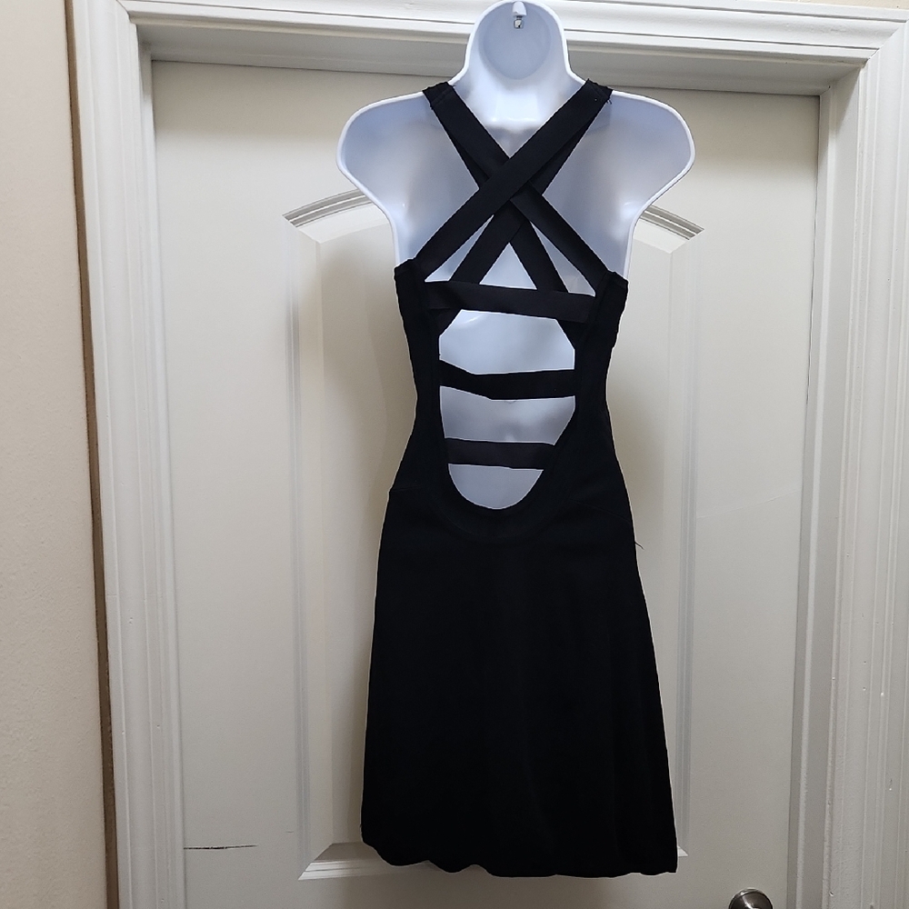 Elegant Black Sleeveless Dress